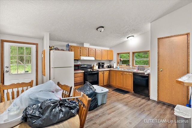 6718 Schmeid Road, Lakeview, MI 48850