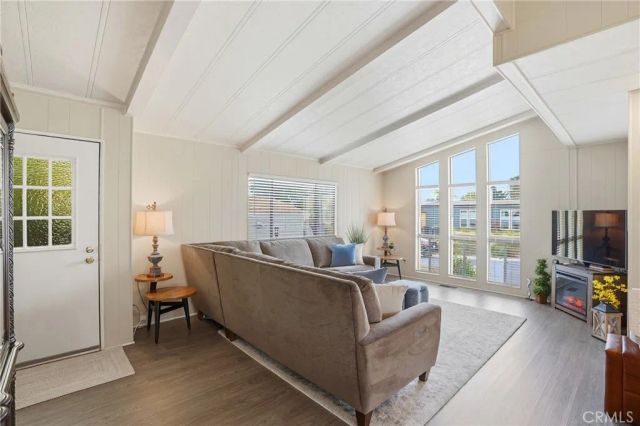 1124 Cardiff, Santa Maria, CA 93455