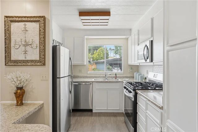 1124 Cardiff, Santa Maria, CA 93455