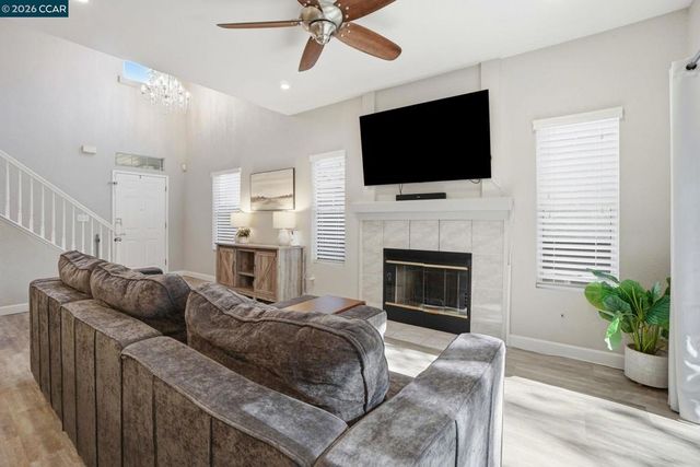 249 Stranahan Cir, Clayton, CA 94517