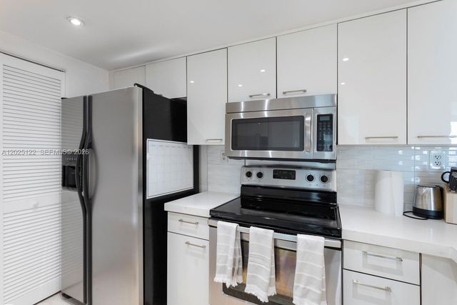 650 West Ave 906, Miami Beach, FL 33139