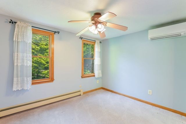 41 Halyard Ln, Mashpee, MA 02649