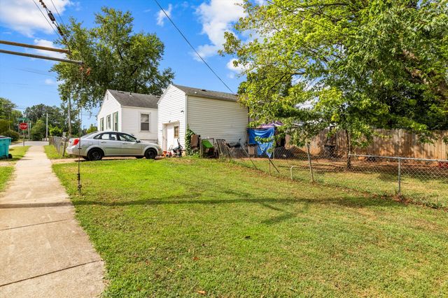 901 W Portland Street, Springfield, MO 65807
