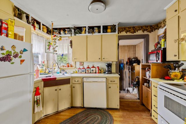 901 W Portland Street, Springfield, MO 65807