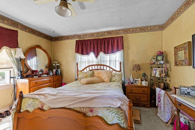 901 W Portland Street, Springfield, MO 65807