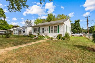 901 W Portland Street, Springfield, MO 65807