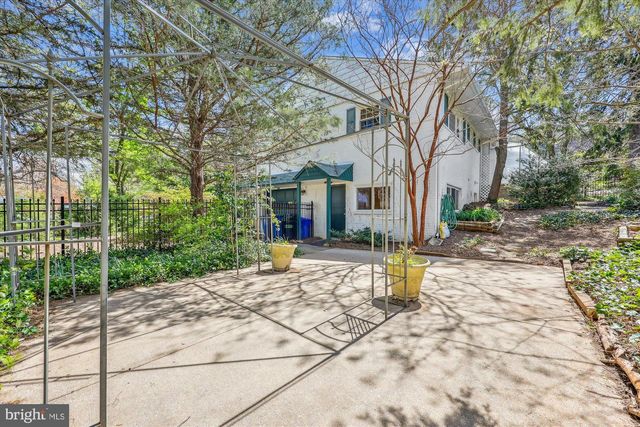 9314 PARKHILL TERRACE, Bethesda, MD 20814