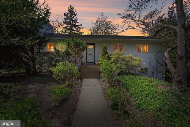 9314 PARKHILL TERRACE, Bethesda, MD 20814