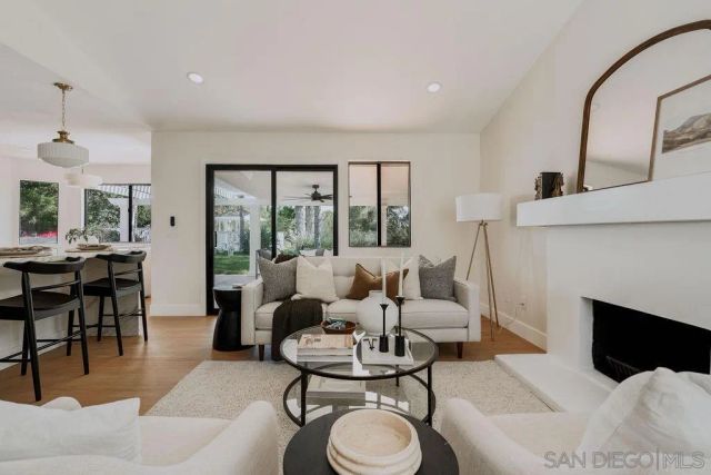 1451 Ventana Dr, Escondido, CA 92029