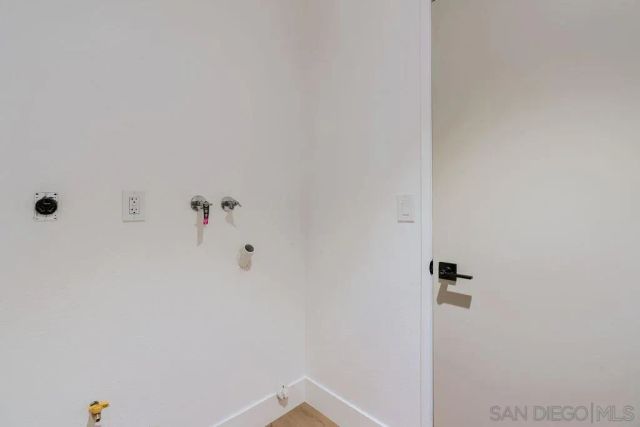 1451 Ventana Dr, Escondido, CA 92029