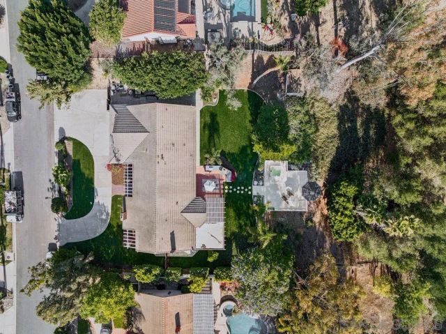 1451 Ventana Dr, Escondido, CA 92029