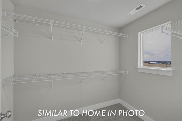 209 NE Doe Pointe Lane, Ankeny, IA 50021