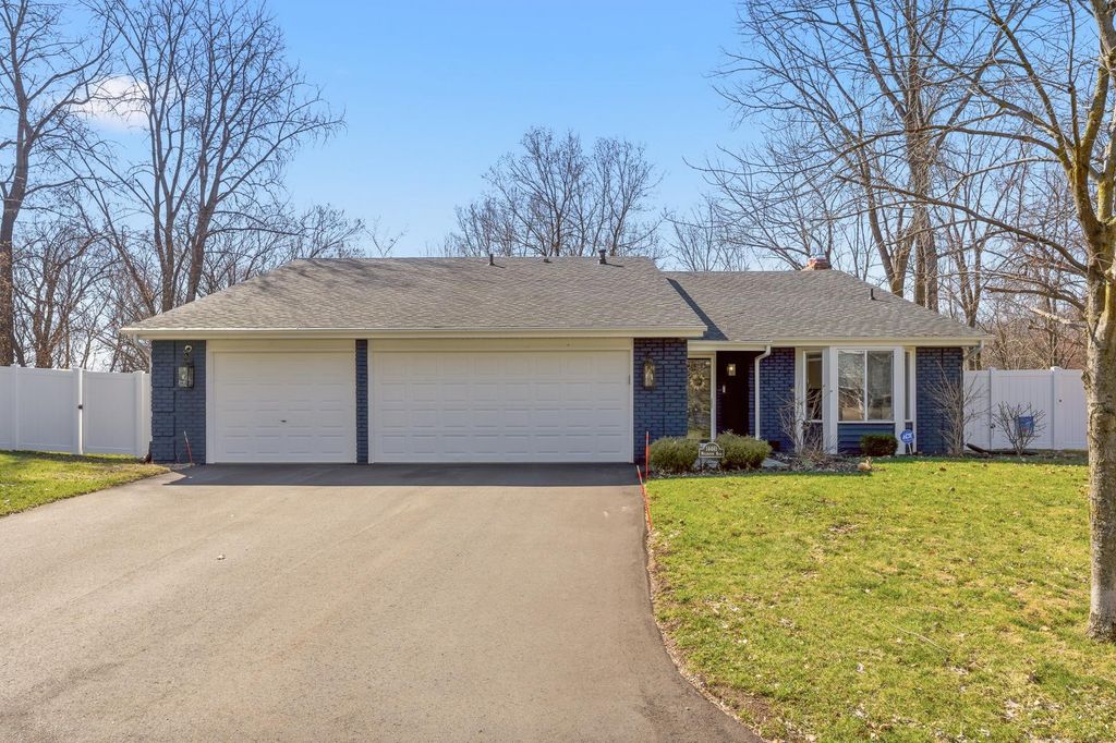 14441 Wellington Road, Minnetonka, MN 55391