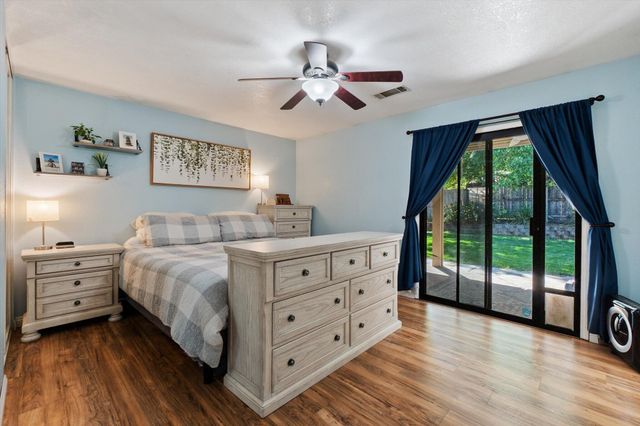 1854 Mary Lake Drive, Redding, CA 96001