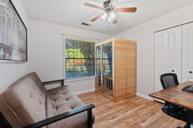 1854 Mary Lake Drive, Redding, CA 96001