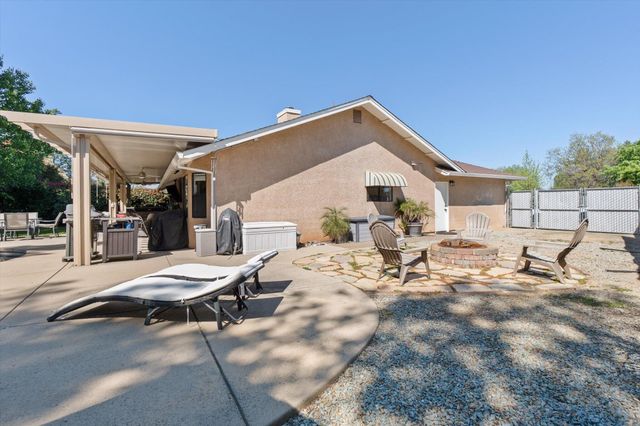 1854 Mary Lake Drive, Redding, CA 96001