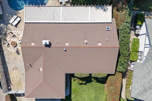 1854 Mary Lake Drive, Redding, CA 96001