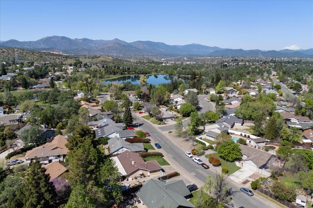 1854 Mary Lake Drive, Redding, CA 96001