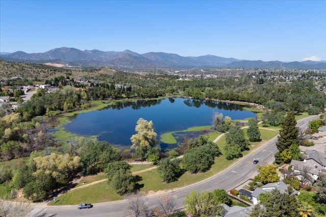 1854 Mary Lake Drive, Redding, CA 96001