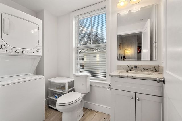 14 Farragut Ave. 1, Somerville, MA 02144