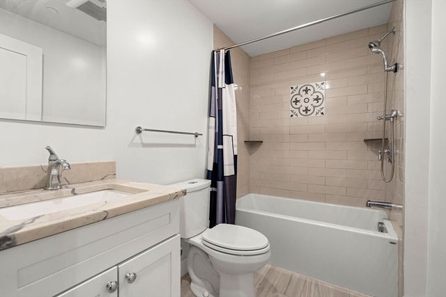 14 Farragut Ave. 1, Somerville, MA 02144