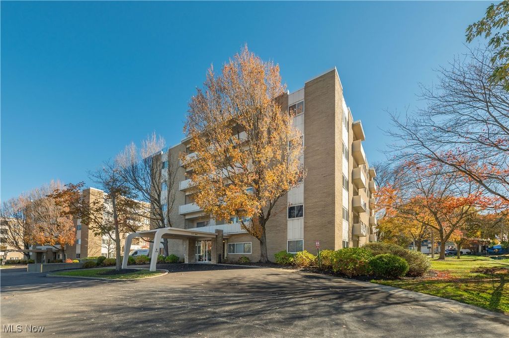 2159 Wooster Road A53, Rocky River, OH 44116