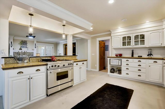 12877 Lost Lake Rd, Grass Valley, CA 95945