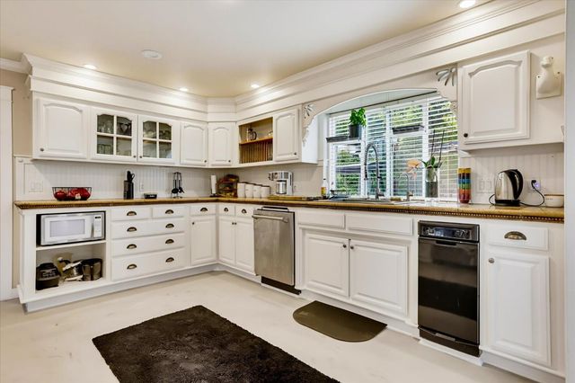 12877 Lost Lake Rd, Grass Valley, CA 95945