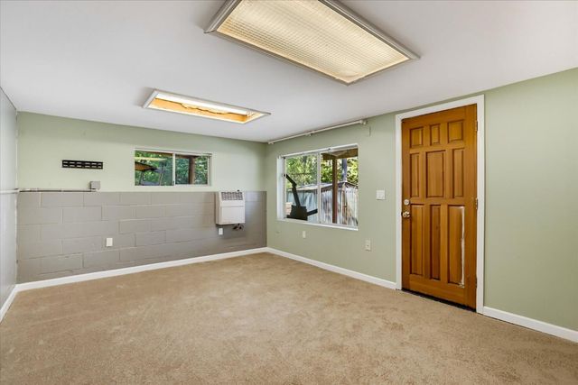 12877 Lost Lake Rd, Grass Valley, CA 95945