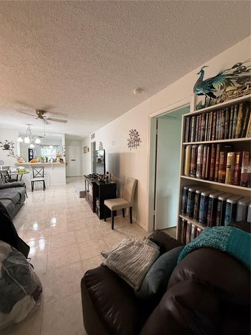 1196 MISSION CIRCLE 46E, Clearwater, FL 33759