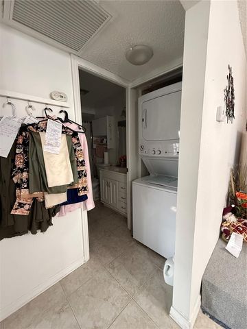 1196 MISSION CIRCLE 46E, Clearwater, FL 33759