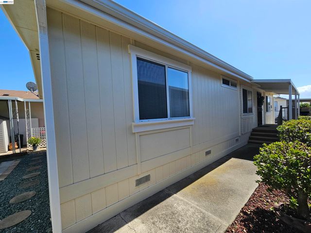 1200 W Winton Ave 204, Hayward, CA 94545