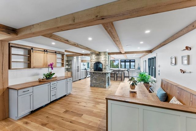 28 Warren Avenue, Plymouth, MA 02360