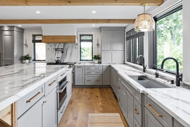 28 Warren Avenue, Plymouth, MA 02360