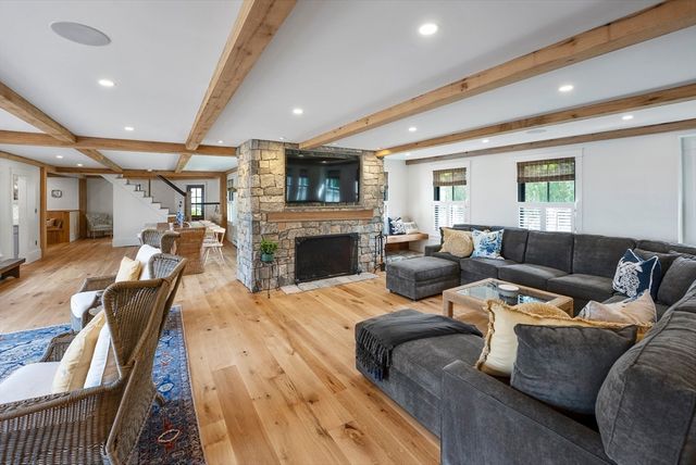 28 Warren Avenue, Plymouth, MA 02360