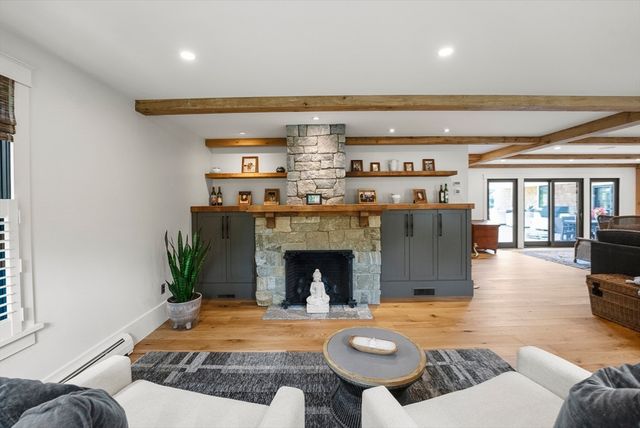 28 Warren Avenue, Plymouth, MA 02360