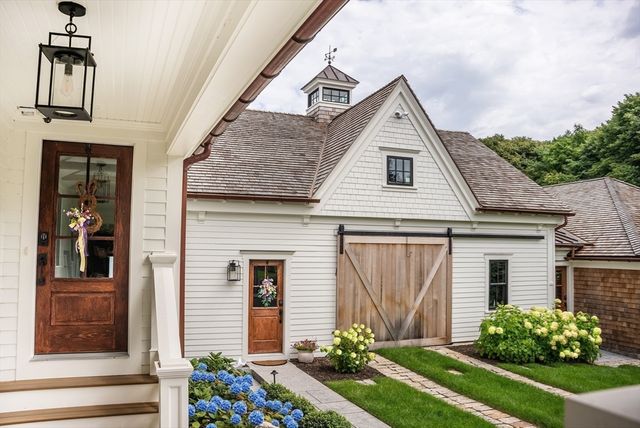 28 Warren Avenue, Plymouth, MA 02360