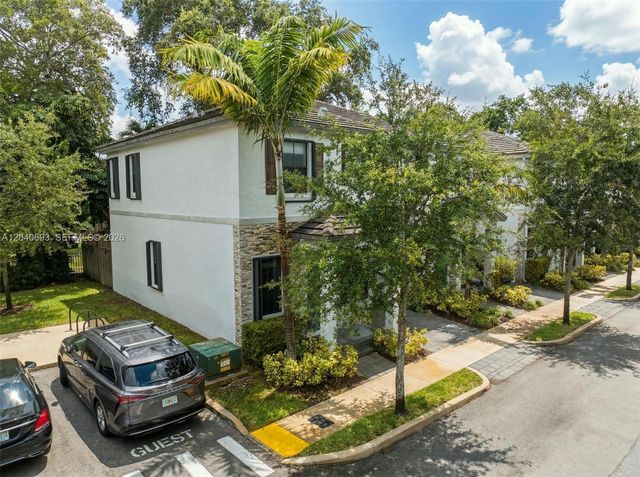 2821 SW 17th Ave, Fort Lauderdale, FL 33315