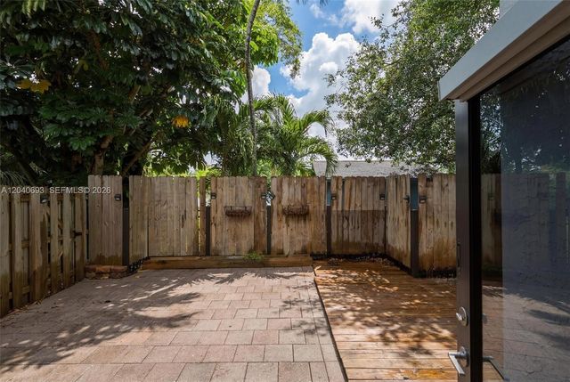 2821 SW 17th Ave, Fort Lauderdale, FL 33315