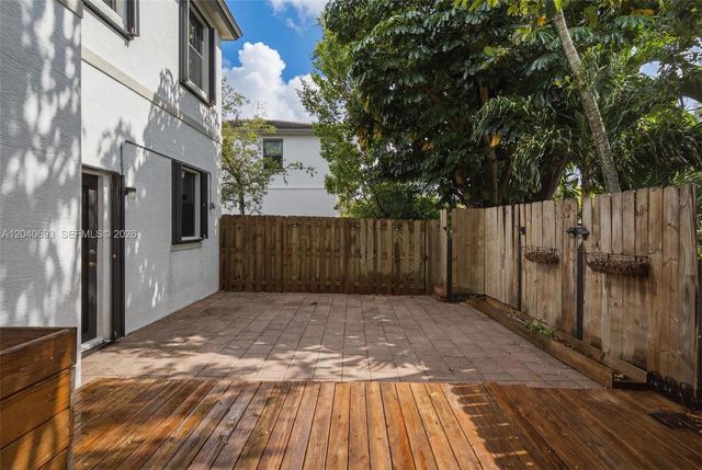 2821 SW 17th Ave, Fort Lauderdale, FL 33315