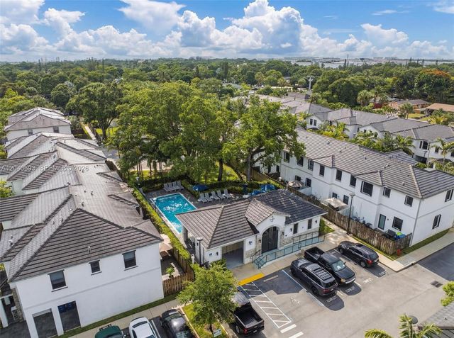 2821 SW 17th Ave, Fort Lauderdale, FL 33315