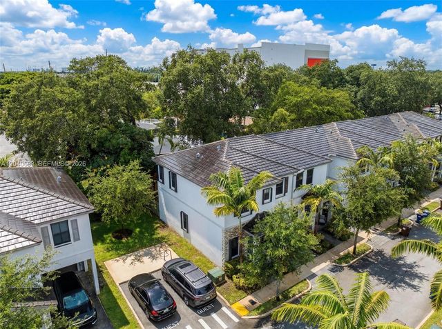 2821 SW 17th Ave, Fort Lauderdale, FL 33315