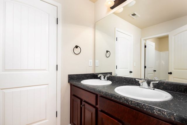 40 Moss Oak Drive, Fort Mitchell, AL 36856