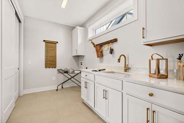 10502 Clare Way, Plain City, OH 43064