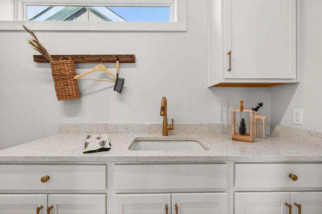 10502 Clare Way, Plain City, OH 43064