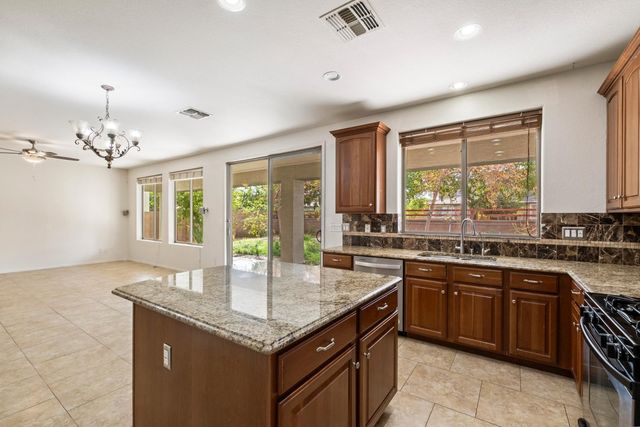 18813 E Arrowhead Trail, Queen Creek, AZ 85142