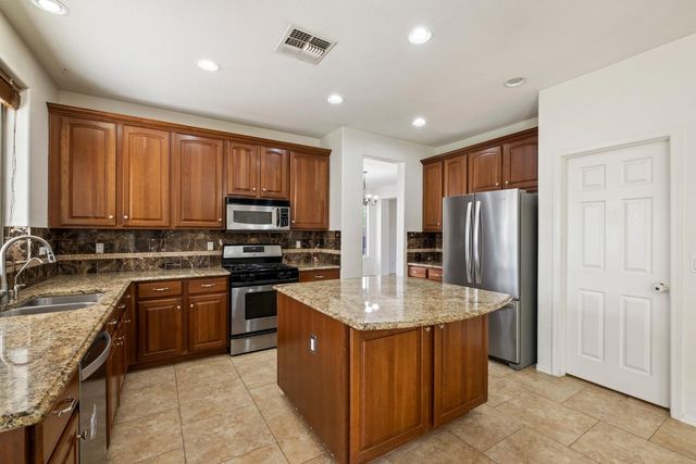 18813 E Arrowhead Trail, Queen Creek, AZ 85142