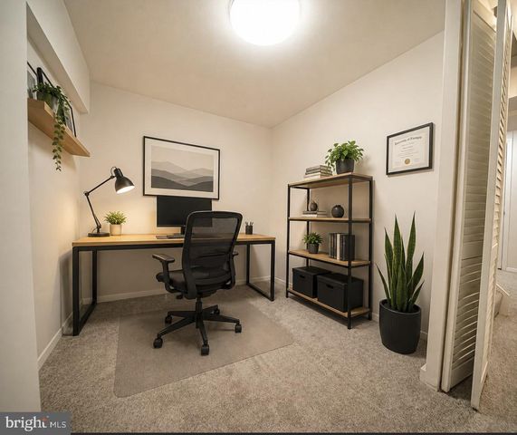 15 GROVEPOINT CT, Rockville, MD 20854