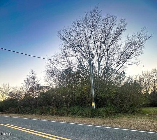 1037 Reed Road, Castalia, NC 27816