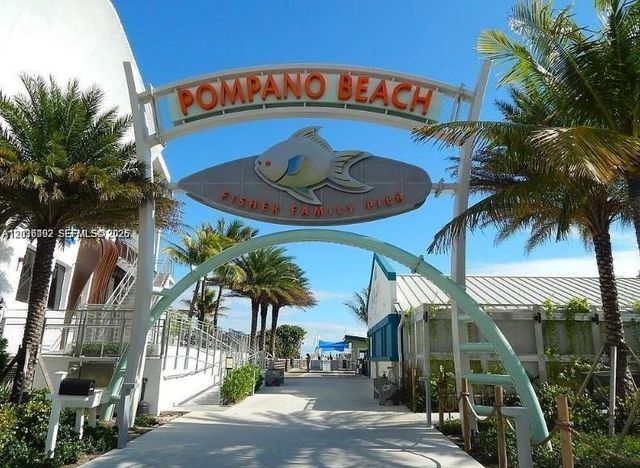 3051 S Palm Aire Dr 102, Pompano Beach, FL 33069